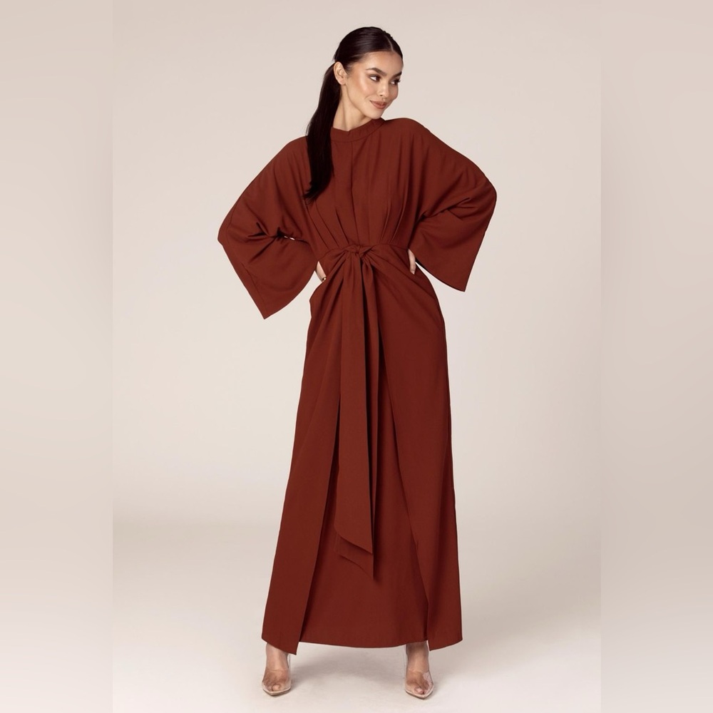 Veiled Collection Kiera Tie Front Maxi Dress